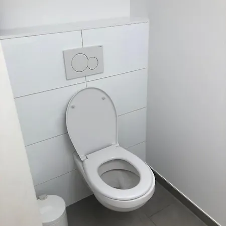 Casa Ramu Am Stadion Ubytování v soukromí Kolín nad Rýnem